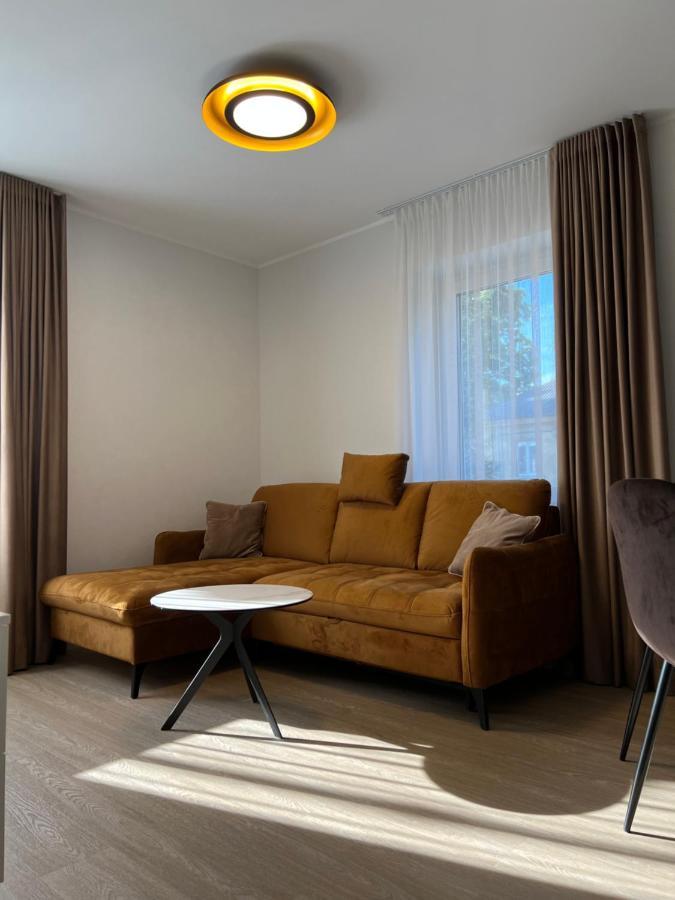 Bell Tower Apartment Плунге Екстериор снимка