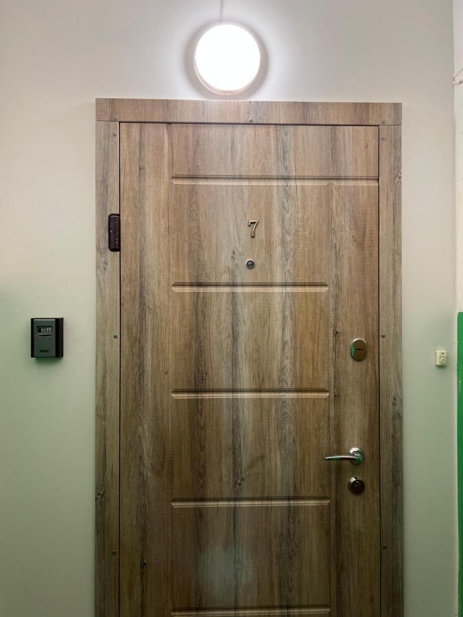 Bell Tower Apartment Плунге Екстериор снимка