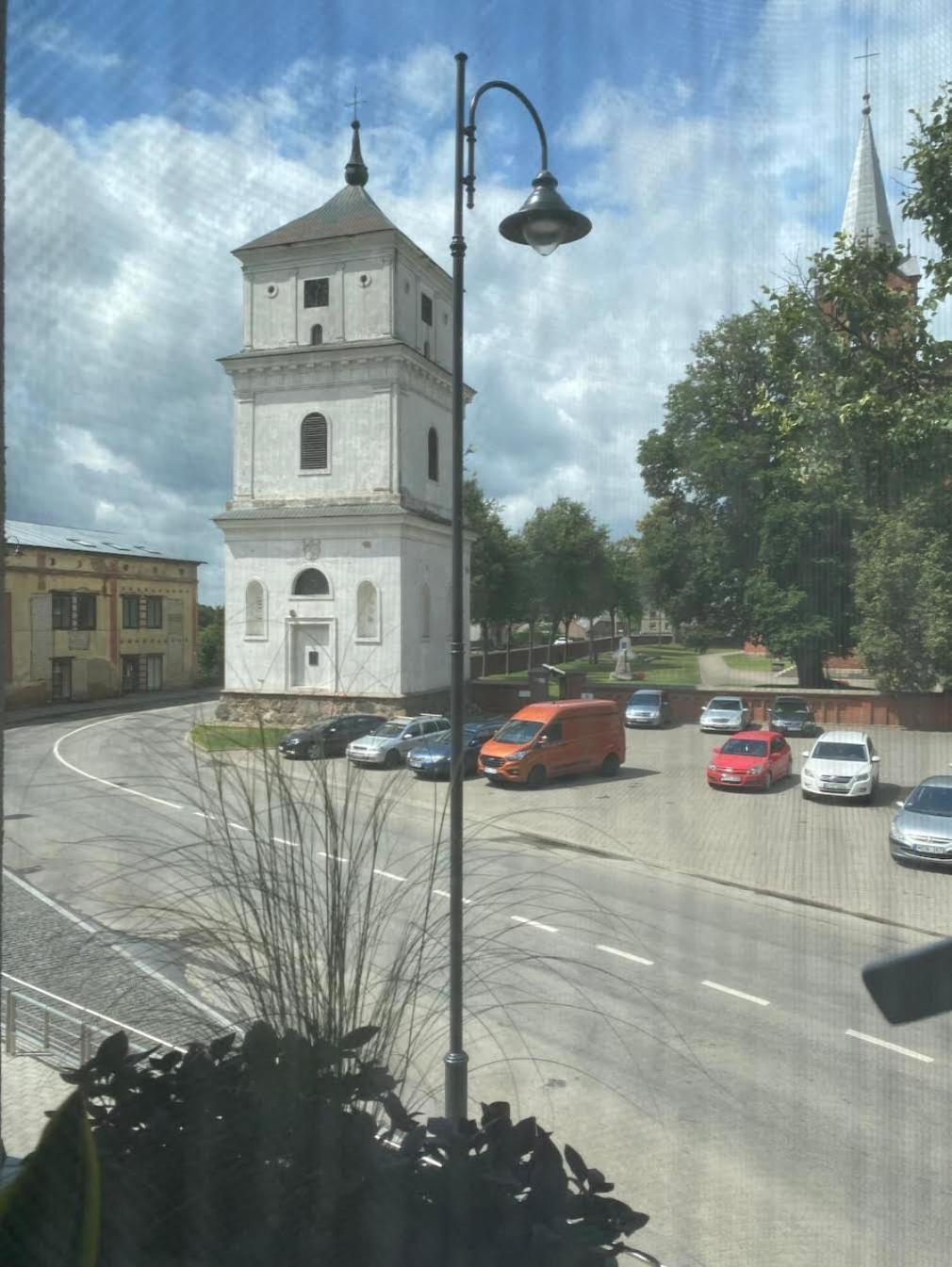 Bell Tower Apartment Плунге Екстериор снимка